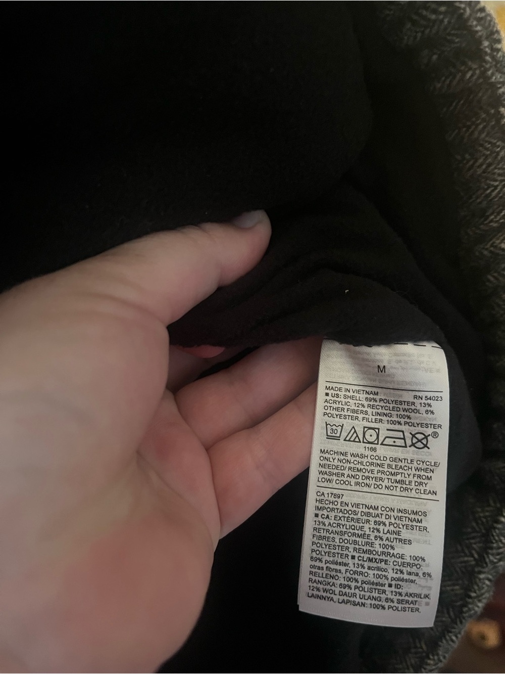 Old Navy Women's Quilted Gray Puffer Vest - Sleeveless Coat Size Medium - Picture 3 of 4